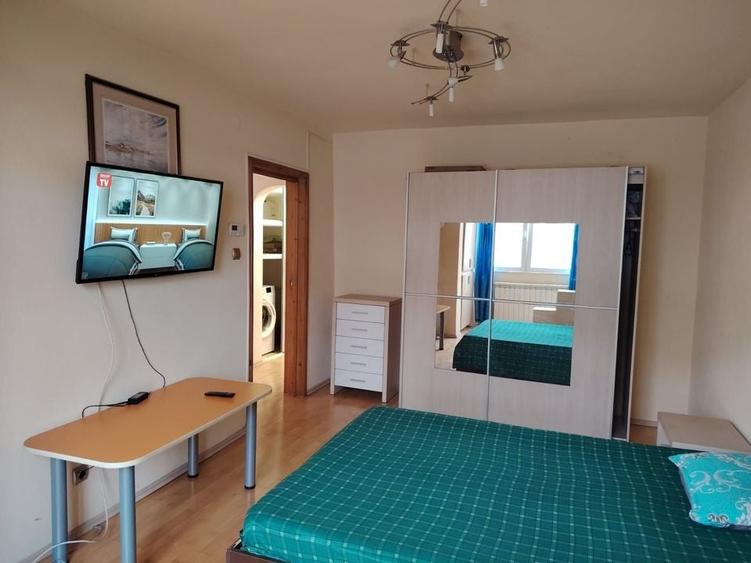 Inchiriez apartament 2 camere Port. - 3