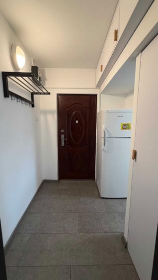 Apartament 2 camere renovat, mobilat centrala proprie fara comision Craiovita Noua 42 m2 - 6