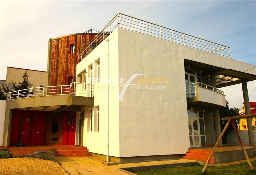 Vila exclusivista P+2E la cc.500m. de Plaja Alezzi - 8