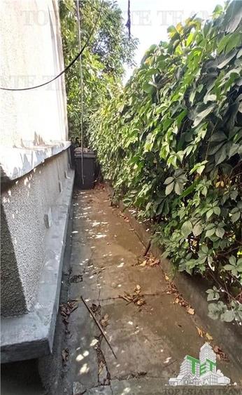 Casa de vanzare in zona Mantuleasa - 16