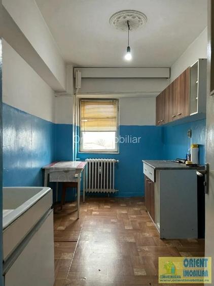 Apartament de vanzare, 2 camere, decomandat, Victoria, Constanta