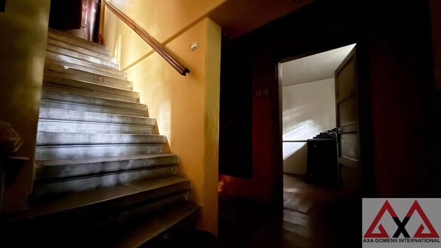 Vila interbelica, pod mansardabil, elemente originale - in Vatra Luminoasa! - 12