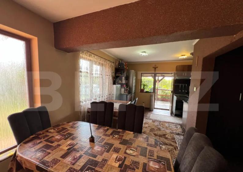 Casa de vanzare, cu 3 camere, 100 mp, zona Odoreului - 8