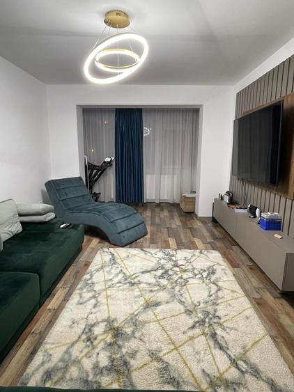 Apartament 3 camere - zona CET - 128.000 euro (Cod E5) - 1