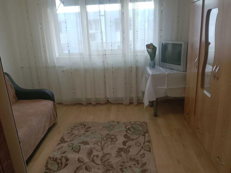 Inchiriez garsoniera - 3