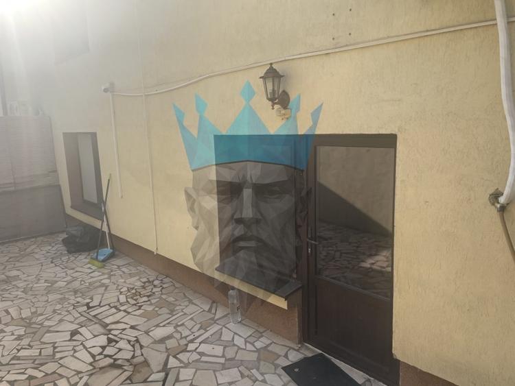 Spațiu comercial, de 79 mp, în Moșilor