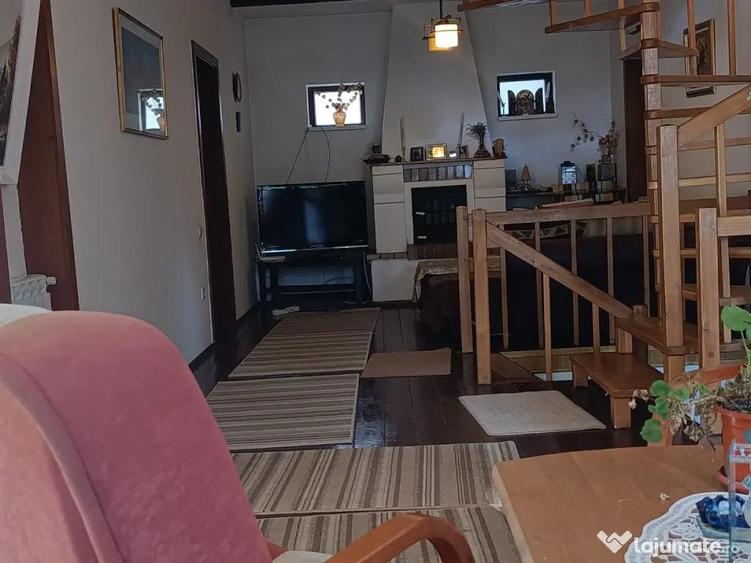 Casa de vanzare cu panorama deosebita pe Zamora - 4