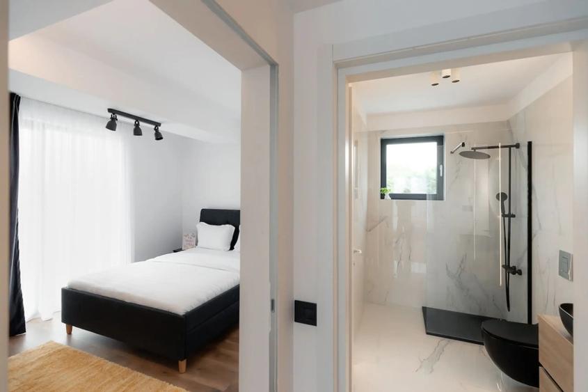 The Crib #9 - 2 Room Apartment - Underground Parking Included - 11