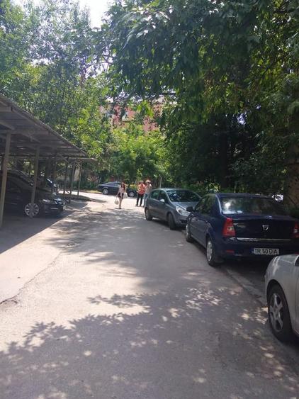 vanzare apartament 4 camere - 6