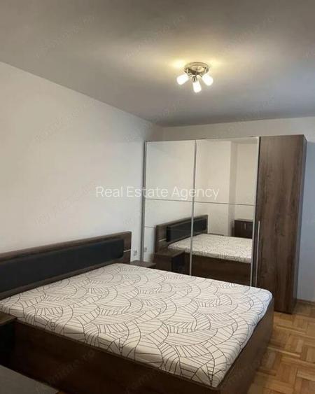 3 camere in zona Lipovei