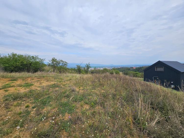 Teren Exclusivist cu vedere Panoramica - 4