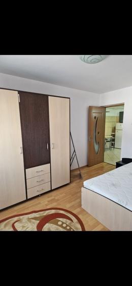 Apartament cu 2 camere decomandat în Mărăței