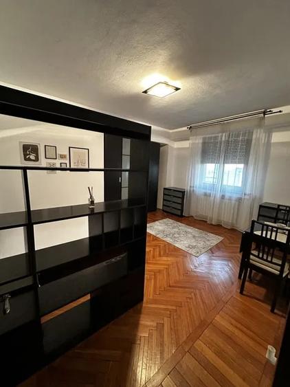 Garsonieră decomandată, mobilată în Ultracentral