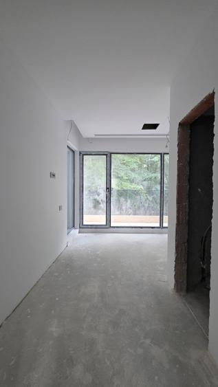 Casă cu 7 camere cu Piscina în Snagov