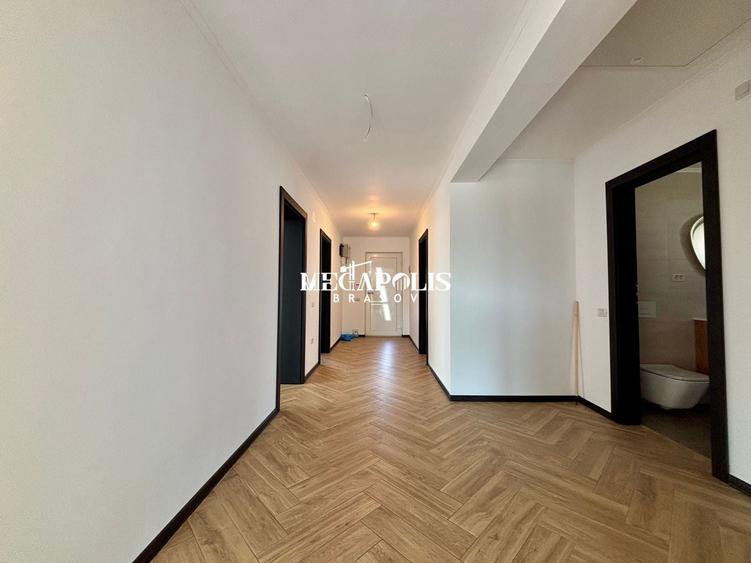 Casă individuală cu 4 camere cu Teren 500 Mp în Uzina 2