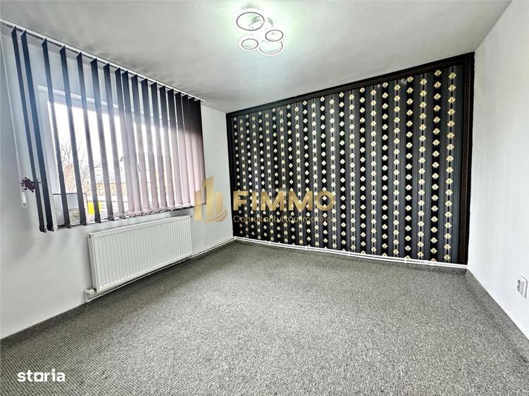 Spațiu comercial, de 80 mp, în Obcini
