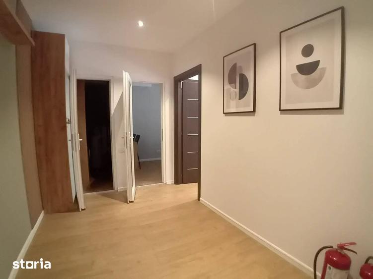 Apartament cu 4 camere în Victoriei