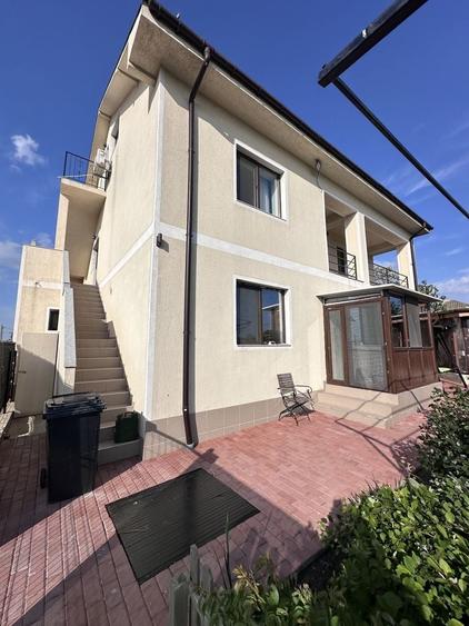 Casă cu 4 camere cu Teren 800 Mp în Tuzla