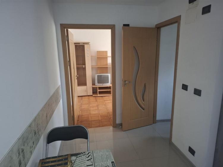 Apartament cu 2 camere semidecomandat în Câlnic