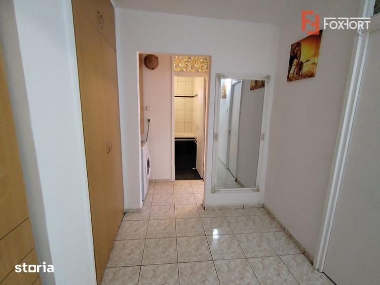 Apartament cu 2 camere decomandat, mobilat în Soarelui