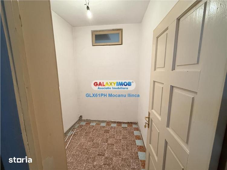 Casă cu 7 camere cu Teren 400 Mp în Republicii