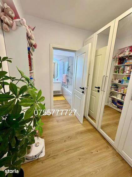 Casă cu 4 camere cu Teren 360 Mp în Tunari