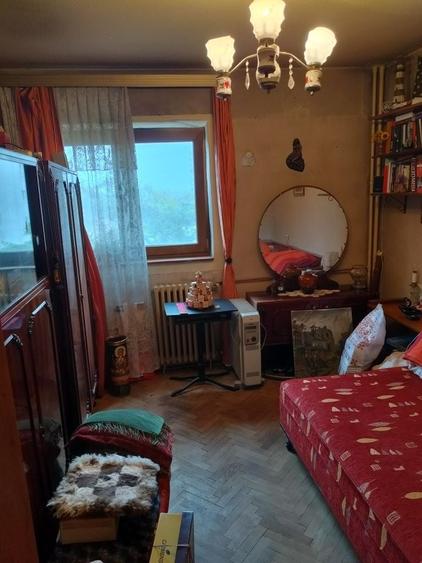 Apartament cu 2 camere semidecomandat în Sud