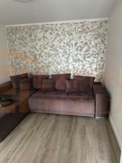 Casă individuală cu 2 camere cu Canalizare în Central