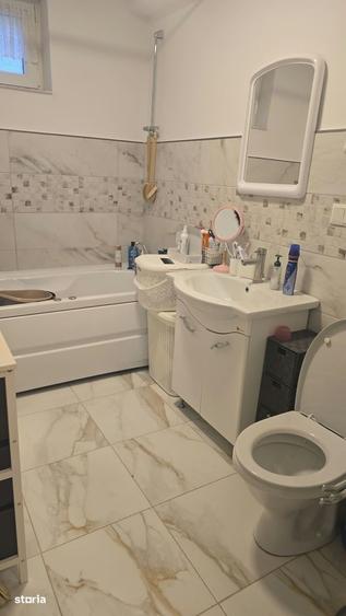 Apartament cu 3 camere în Solidarității