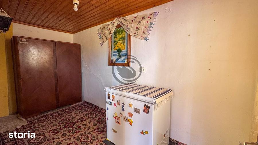 Casă cu 5 camere cu Teren 1340 Mp în Central