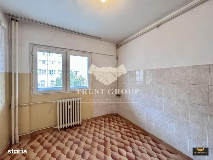Apartament cu 2 camere decomandat în Moșilor