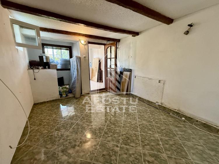 Casă individuală cu 4 camere cu Canalizare în Kuncz