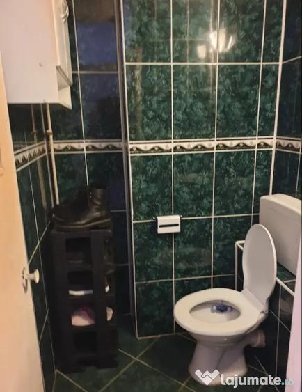Apartament cu 3 camere decomandat, mobilat în Astra