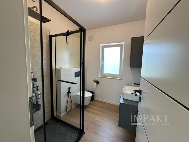 Duplex cu 4 camere cu Canalizare în Chinteni