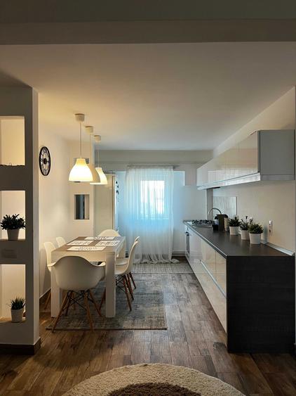 Apartament cu 3 camere decomandat în Sfântu Ilie