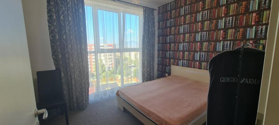 Penthouse cu 2 camere decomandat în Avantgarden