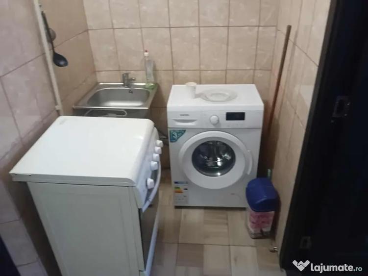 Garsoniera Maratei 24mp etaj 3 renovata centrala termopan baie cu dus - 1
