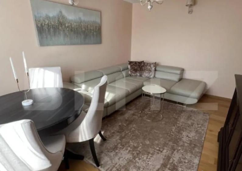 Apartament de vanzare, cu 3 camere, etaj intermediar, decoma - 1