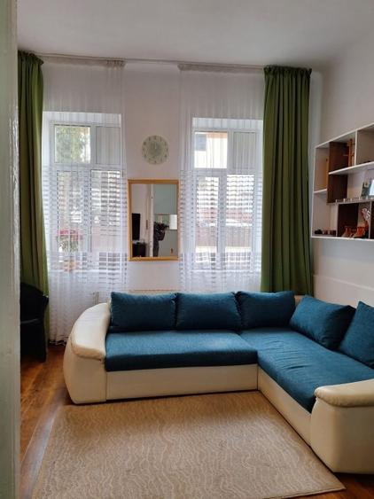 Vila fara risc seismic,renovata,izolata ext,P+1+pod inalt,9 camere,4 bai,pivnita - 9