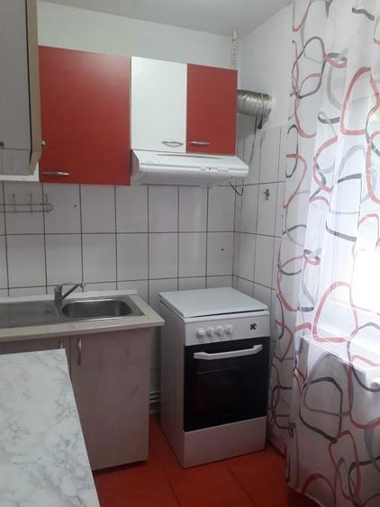 Inchiriez garsoniera Brosteni , Buzau - 3