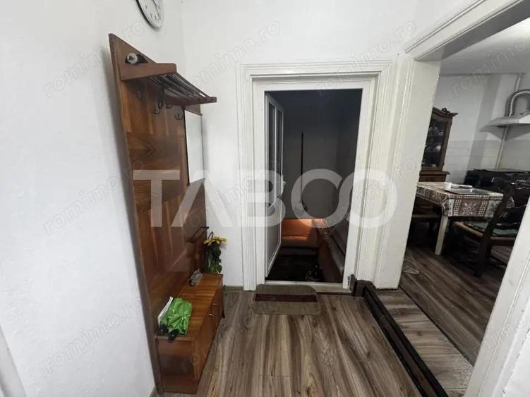 Casa individuala cu acces auto si garaj renovata exterior Trei Stejari - 6