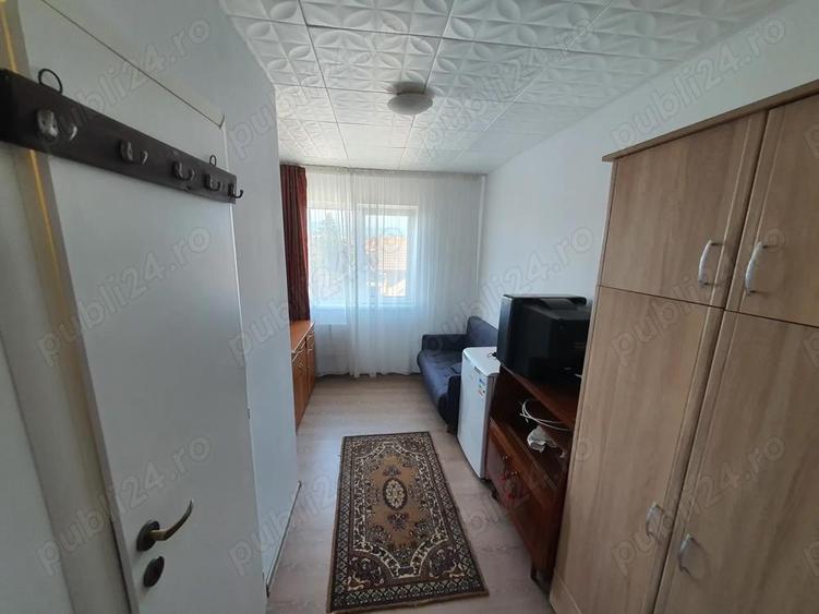 Garsoniera mobilata, renovata, 10 mp Targu Jiu, Aleea Nicolae Titulescu - 1