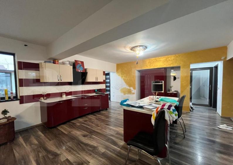 Casa pe parter + anexa locuibila, 215 mp utili si 571 mp ter - 7