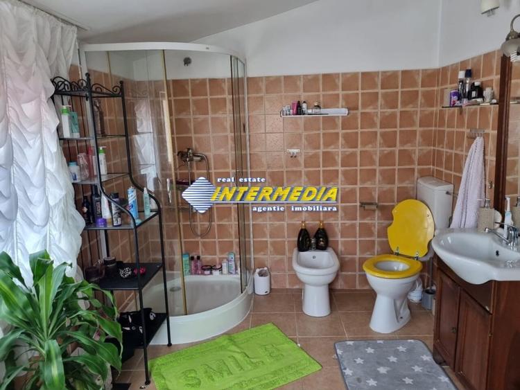 Casa P+E de vanzare recent renovata in Centru cu 680 mp teren - 4