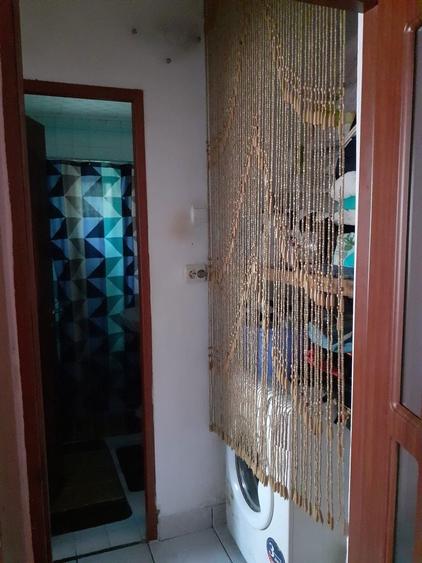 Inchiriez apartament . - 8