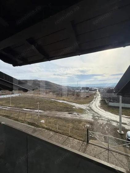 Apartament 3 camere, 80 mp, zona Burdujeni - 9