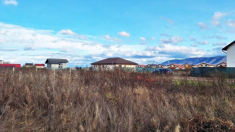 Vând teren comuna Cristian jud Brașov 714 metri patrați preț 78.000 E - 12