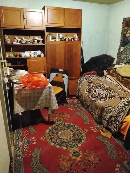 Cas de vinzare in Ocna Sibiului din piatr anul construc?iei 2019 . - 8