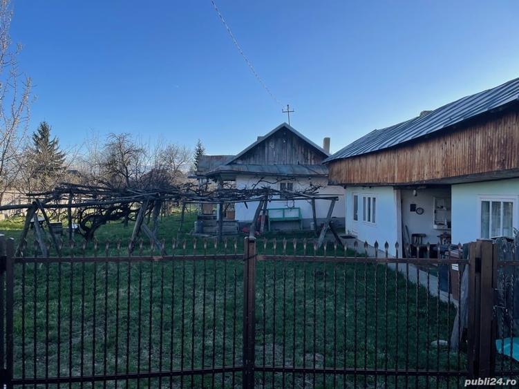 Casă cu 4 camere cu Teren 815 Mp în Târgu Neamț