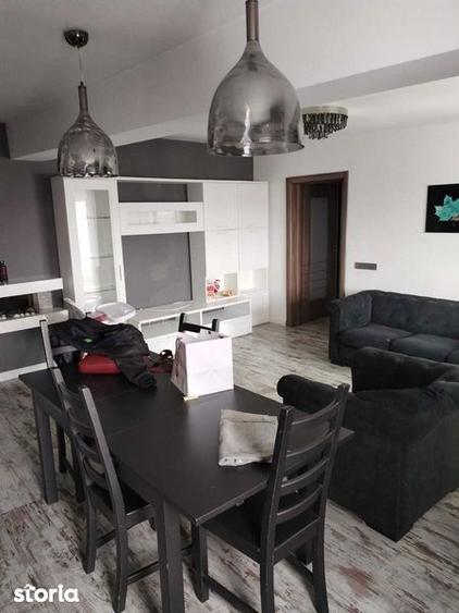Apartament cu 4 camere în Centrul Vechi
